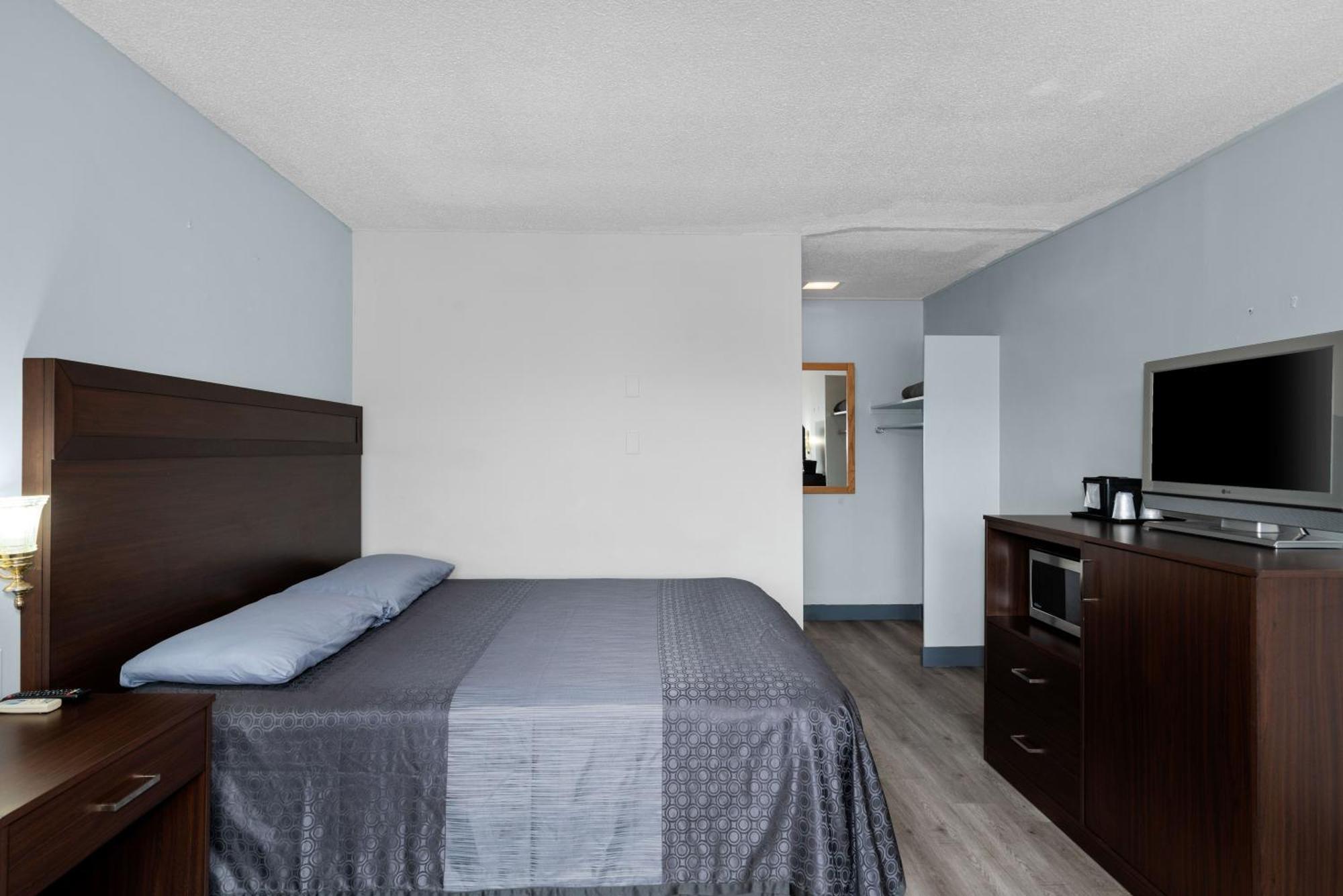 Holiday Lodge Wenatchee Esterno foto