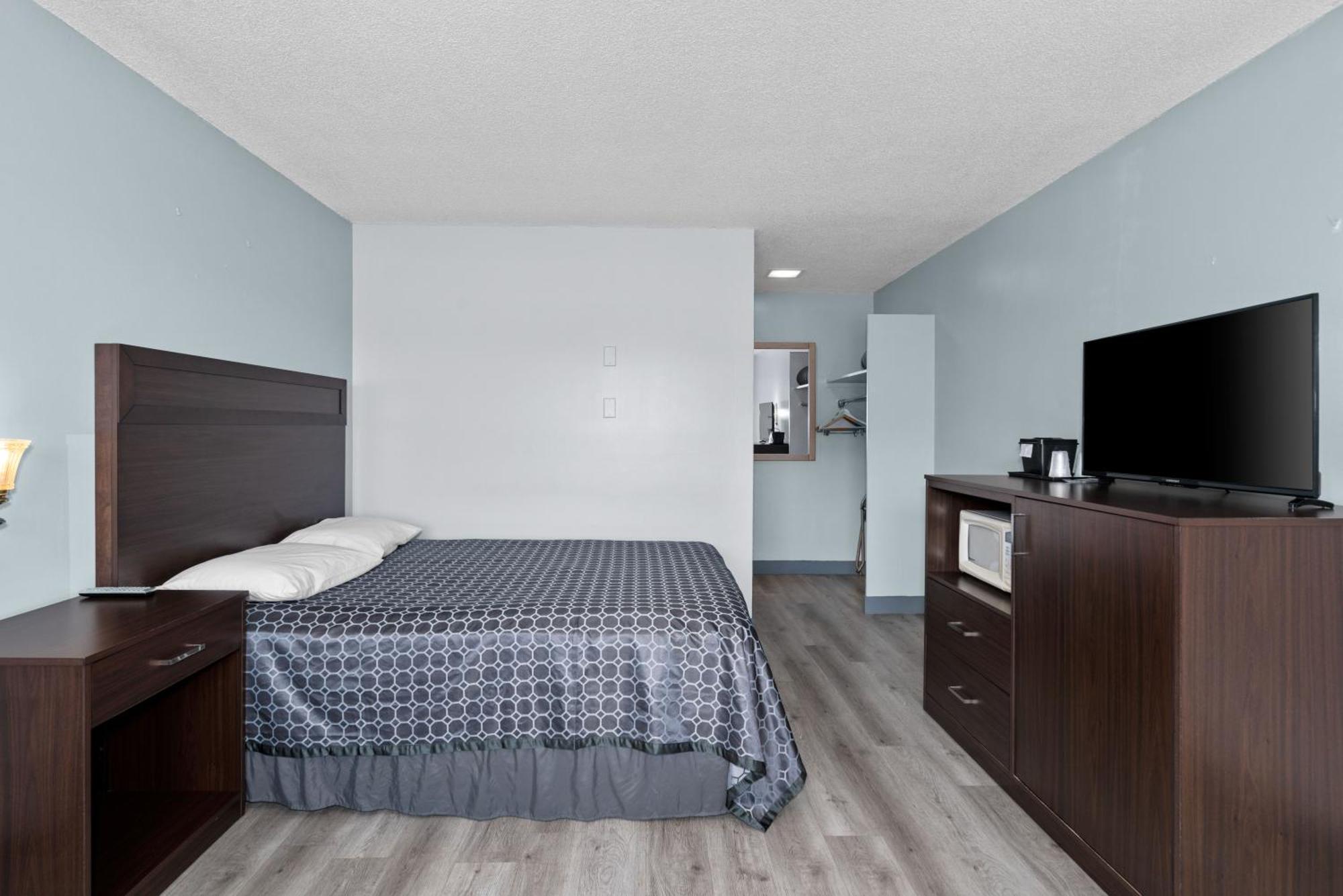 Holiday Lodge Wenatchee Esterno foto