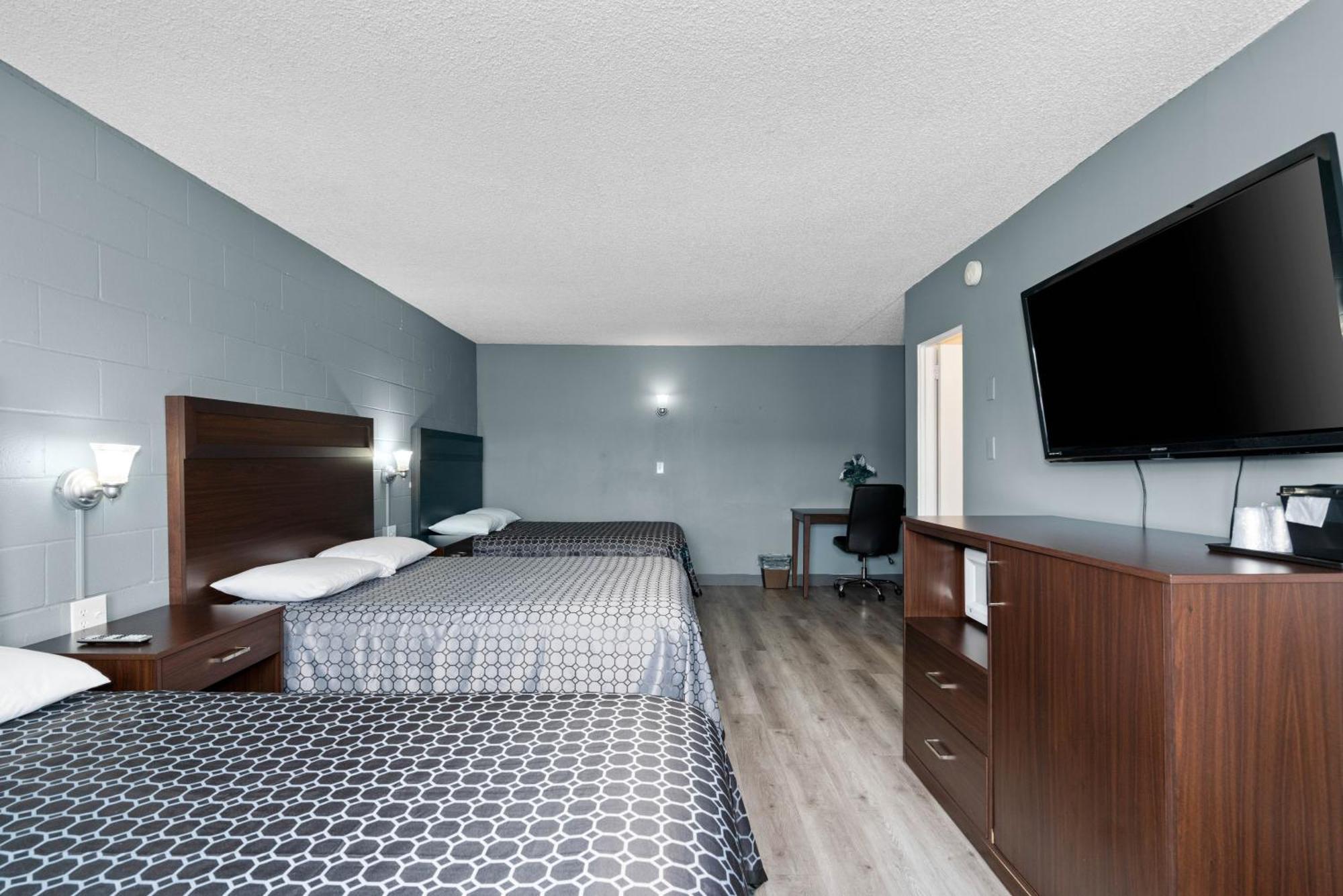 Holiday Lodge Wenatchee Esterno foto