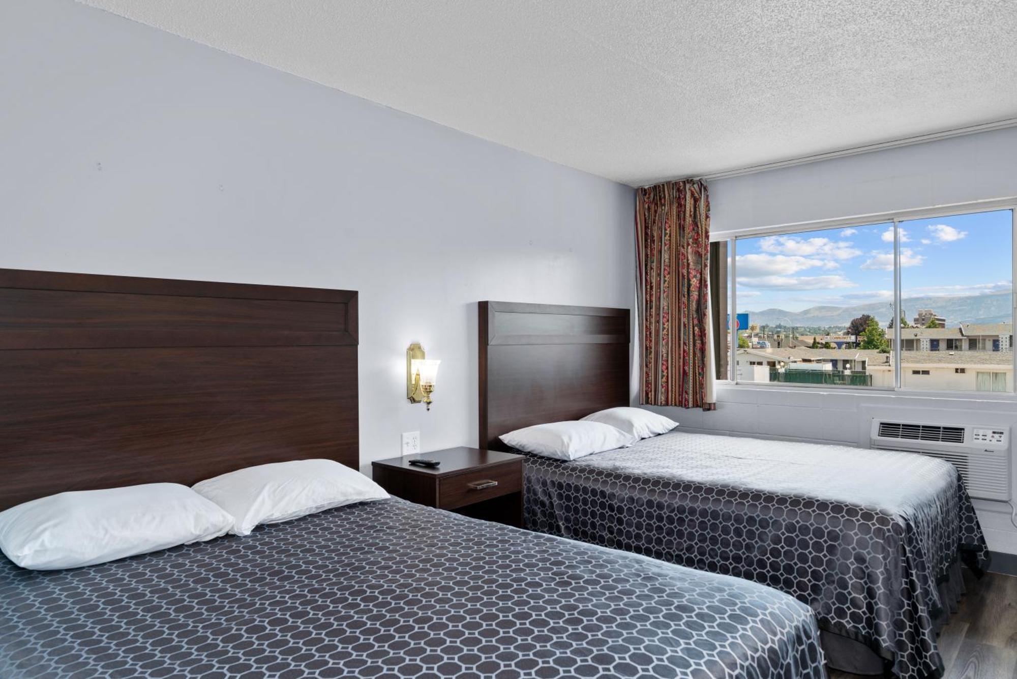 Holiday Lodge Wenatchee Esterno foto